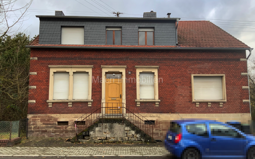 Einfamilienhaus + Baugrundstück in Klarenthal