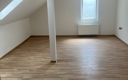 Schöne 3ZKB in Saarbrücken Altenkessel zu Vermieten!
